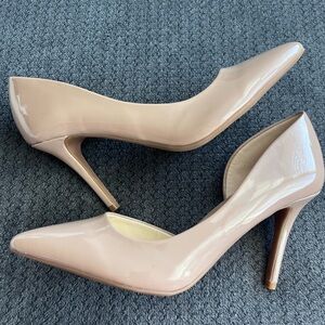 Jessica Simpson Nude Patent Leather High Heel Pumps, Size 7.5